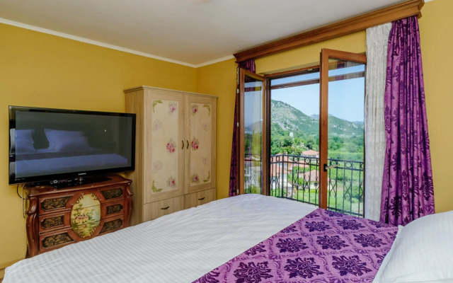 Rustic House Leković