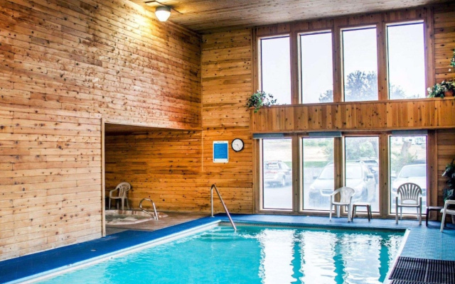 Urban Inn & Suites