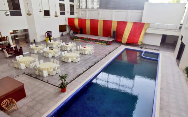 Aglow Hotel Harbor Bay Batam