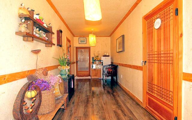 Jeonju Byeolha Guest House