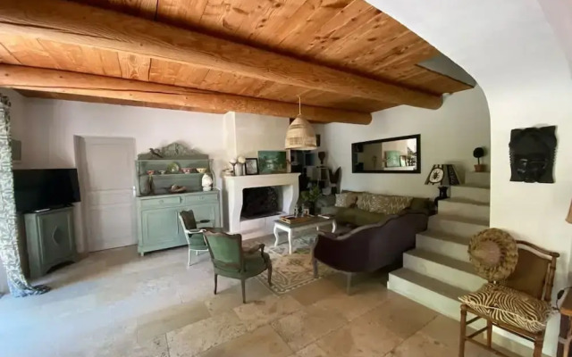 Charming Villa With AC in Alpilles