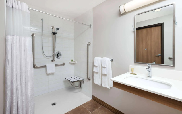 Microtel Inn & Suites by Wyndham Sudbury