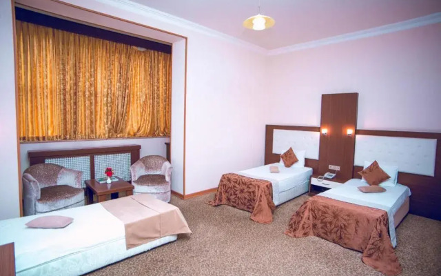 Grand Nakhchivan Hotel