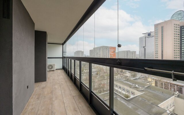 Modern With Parking by Renters Prestige