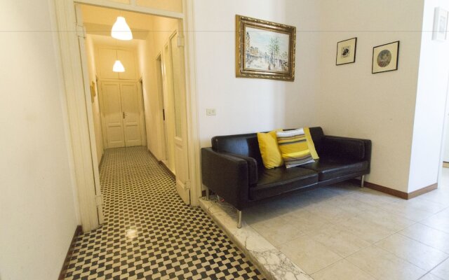 Giovanni Classic Apartment