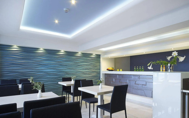 Mistral Bay Hotel