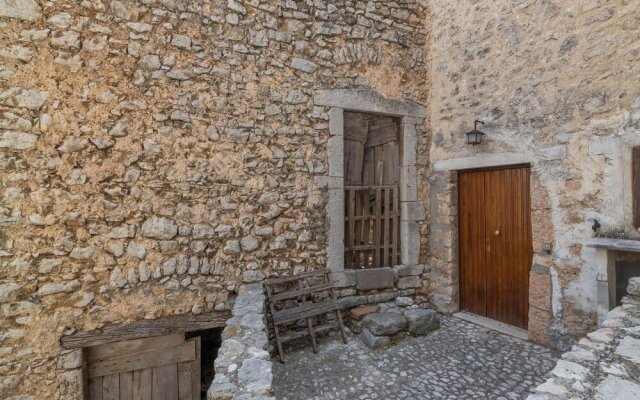 Lovely Apartment in Umbria Close to the Centre