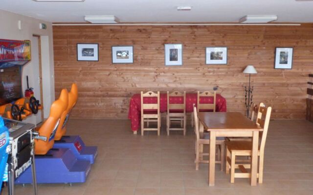 Le Bois de la Reine 32544