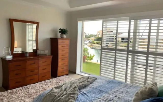 Sandpiper Island Tranquil Waterfront Views & Jetty