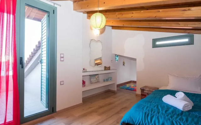Villa Near Seaside Village With Pool