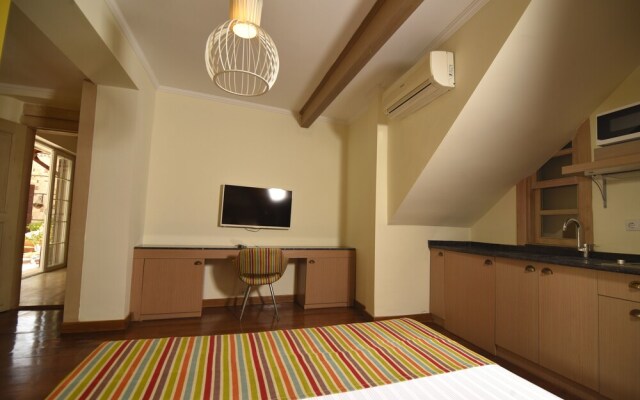 Studio Flat in Old Town Emp 106