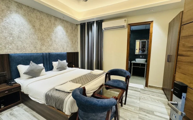 Raksha Suites & Banquet Greater Noida