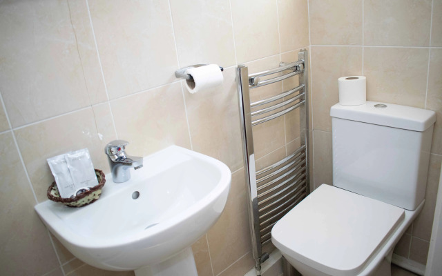 Royal Square Hotel - BHX & NEC