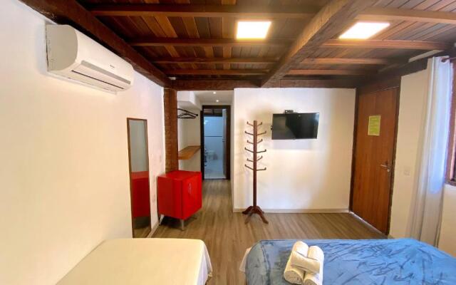 Bamboo Búzios Hostel