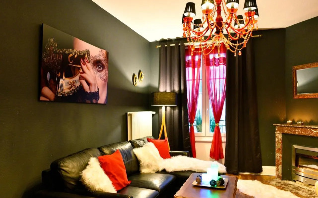 MoonLOVE, SPA/Sauna et Jacuzzi privés, charme et détente.
