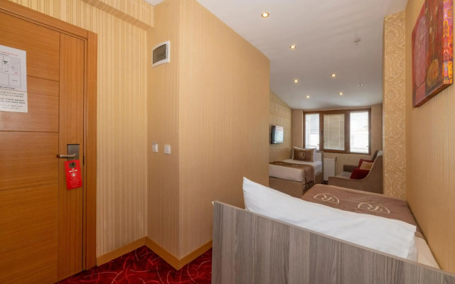 Regno Hotel