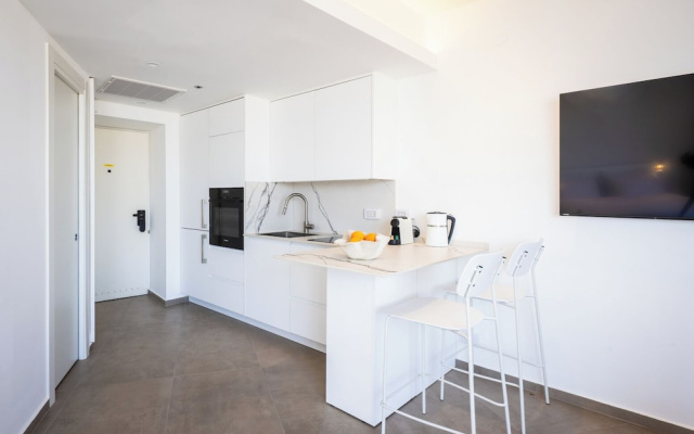 Sea View Luxury W Balcony- Hayarkon 78