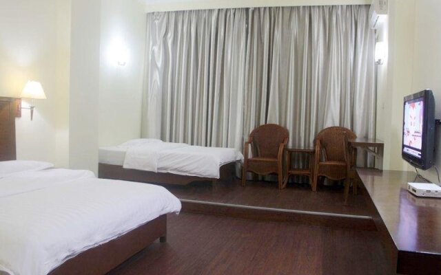 Xingyi Hotel