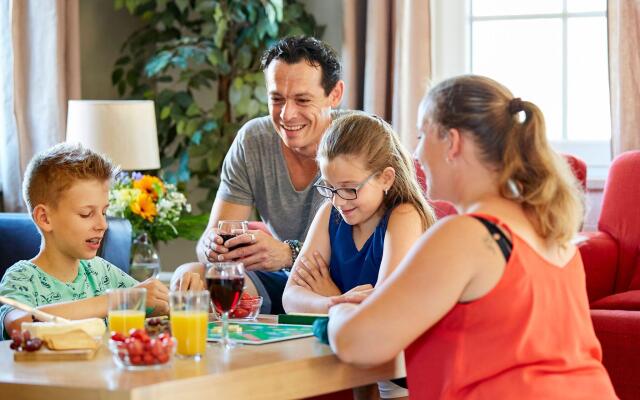 Nice, Child-friendly Villa With a Sauna in Limburg