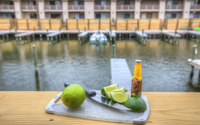 Fisherman Friend! - Coastal Condo - Views Await!