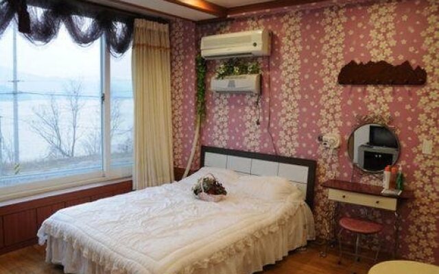 Ganghwa Imagine of Sea Pension