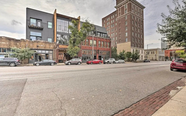 Modern Downtown Birmingham Condo w/ Rooftop Access