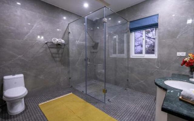 The Hideout by Vista Rooms
