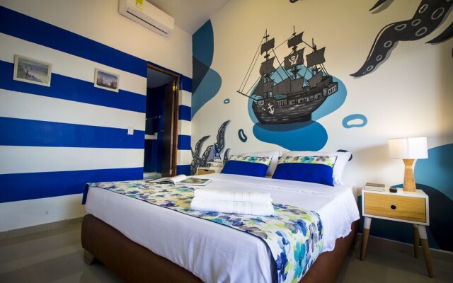 Casa del Puerto Hostel & Suites