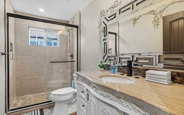 Stunning House wt 6Br 5bth SJ