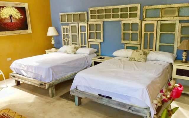 Merida Downtown Casa Colonial Suite
