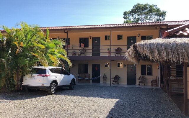 Roxy Fishing Club Y Hotel