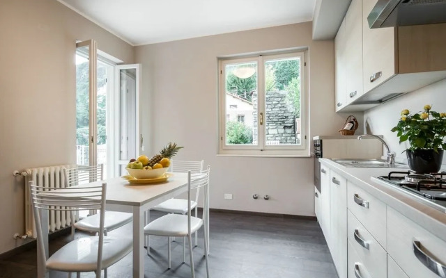 Como Lake Amazing Views