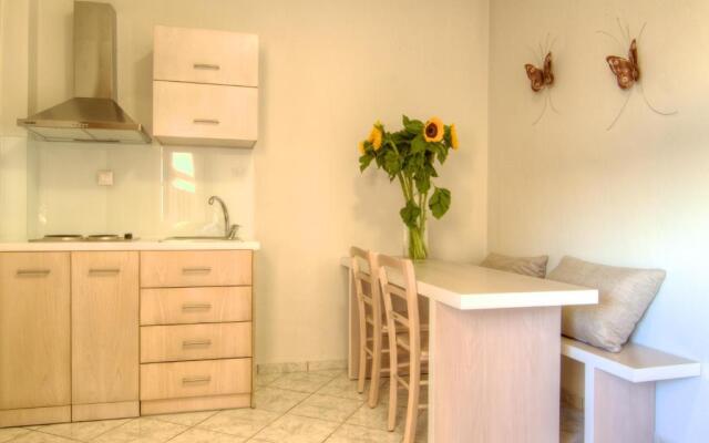 Antigoni Villa, a back-to-nature sanctuary, By ThinkVilla