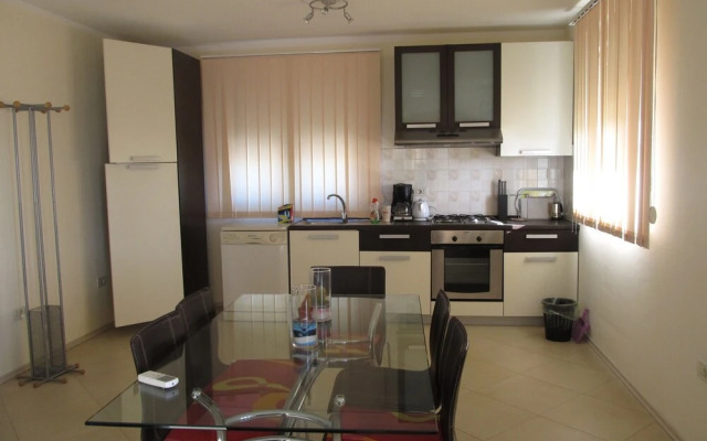 Apartment Flach