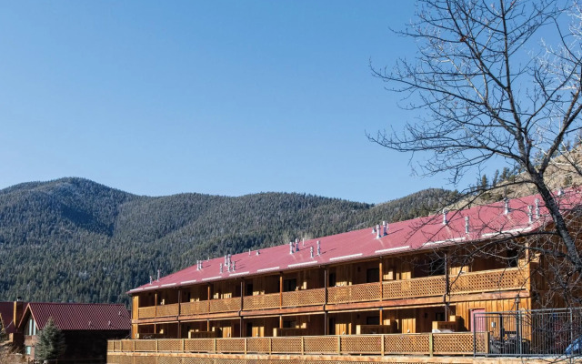WorldMark Red River
