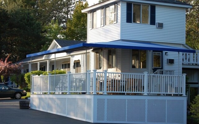 Glen Cove Inn & Suites