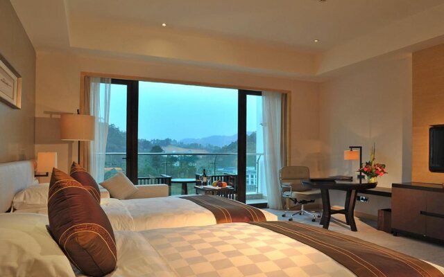 Heyuan Mels Welton Evergreen Lake Hotel