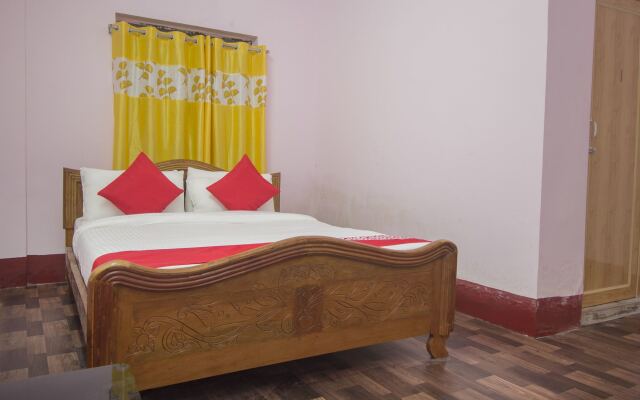 OYO 15721 Simrat Hotel