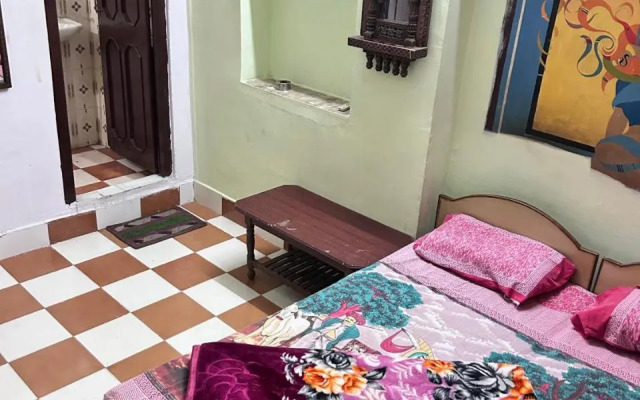 Priya Guest House