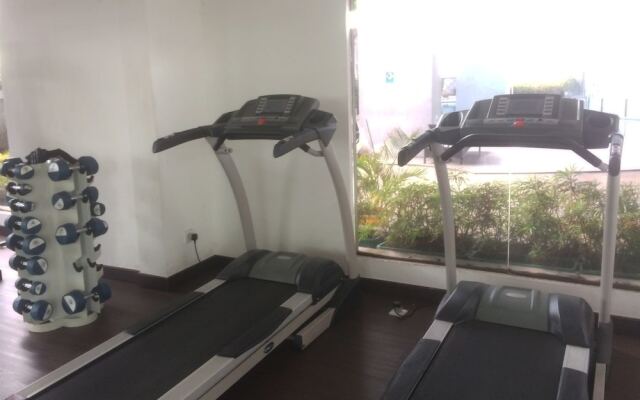 Simply Homey Studio Room at GP Plaza Apartment