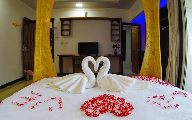 Athens View Guraidhoo Hotel