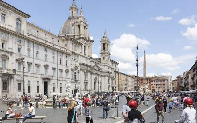 Sonder — Piazza dell'Orologio