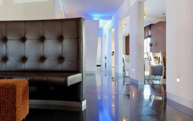 Hotel ECU - Different Hotels