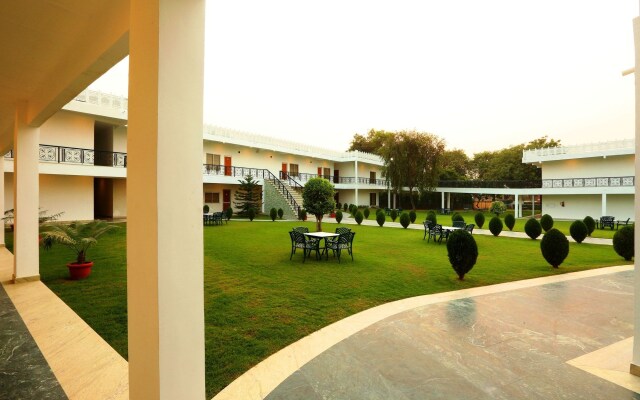 Aapno Ghar Resort