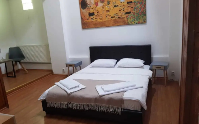 Nonna Mia Hotel