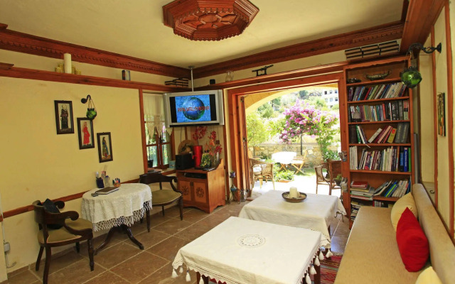 Datça Türk Evi Otel