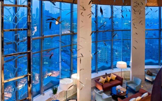 Sheraton Grand Shanghai Pudong Hotel & Residences