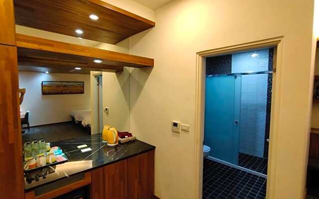 Bravo Ling Jing Hotel