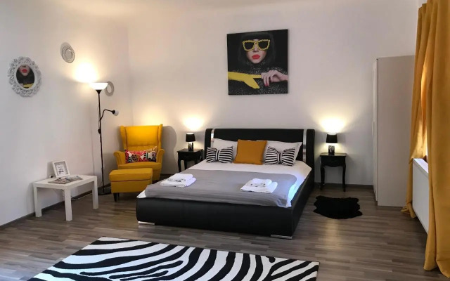 9 Central Residence