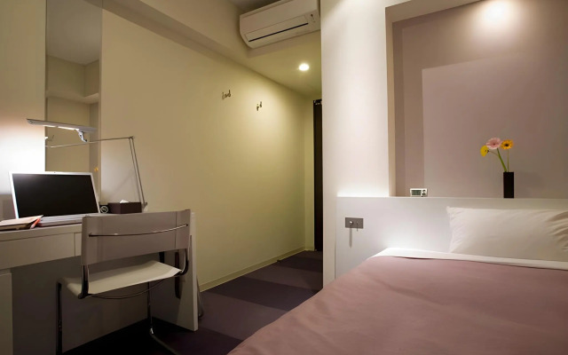 Nesthotel alt. Meguro Station